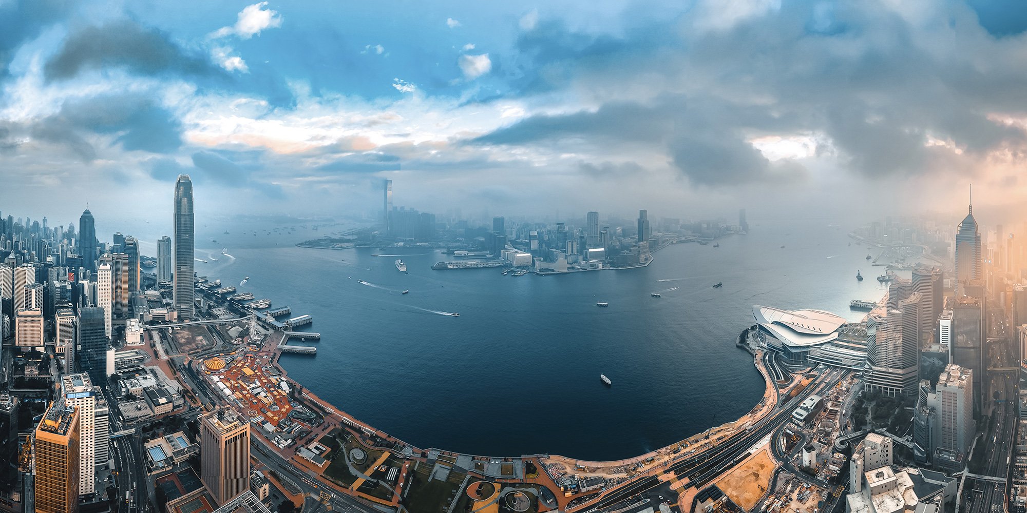 InfinityScroll - Wide Angle of View