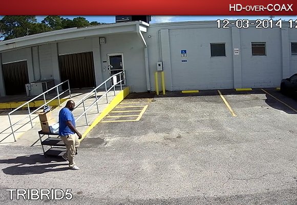 1080P HDCVI Example - Delivery Man