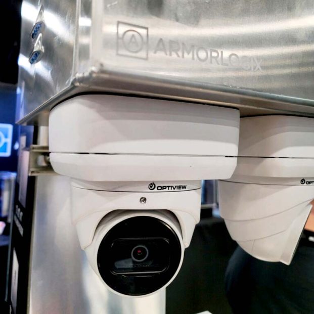 f5a33c7f-f7e2-0e7c-4648-441b2e6d8411