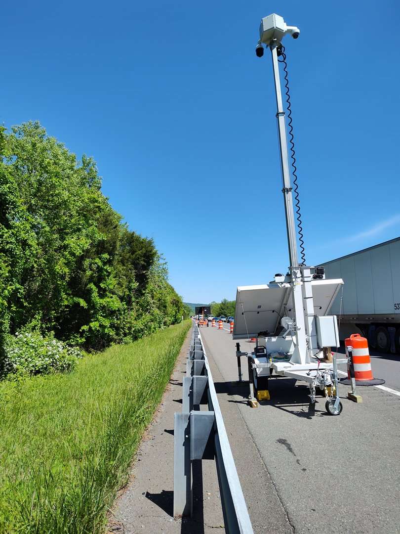 Weatherproof Surveillance Solar Trailer Traffic Highway